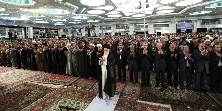 آتش به اختیار یعنی کار فرهنگی خودجوش و تمیز، نه بی‌قانونی و فحاشی