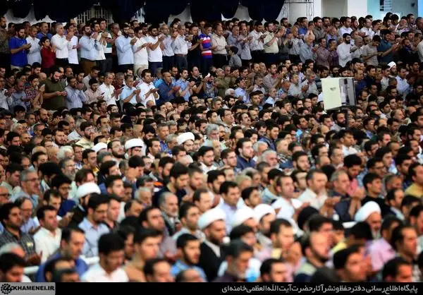 (تصاویر) نماز عید فطر به امامت رهبر انقلاب