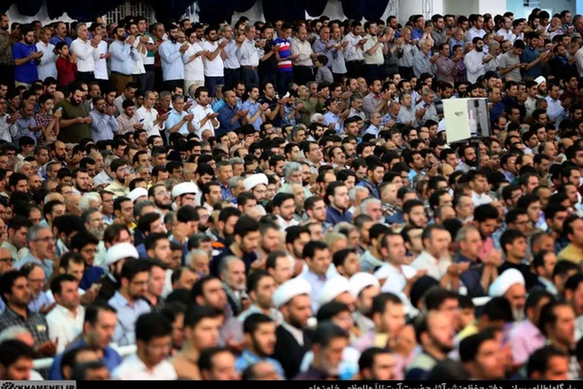 (تصاویر) نماز عید فطر به امامت رهبر انقلاب