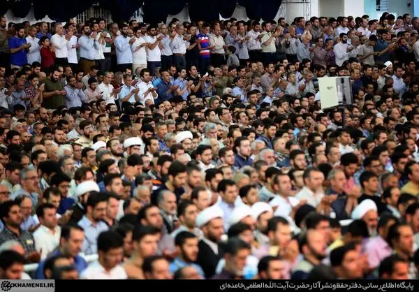 (تصاویر) نماز عید فطر به امامت رهبر انقلاب