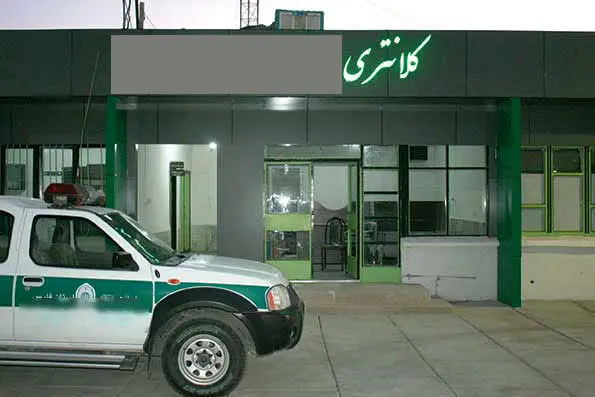 سرباز جوان کلانتری را به رگبار بست