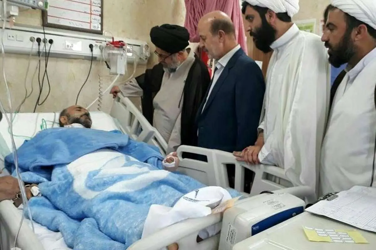 (عکس) روحانی مجروح شده در حمله مترو