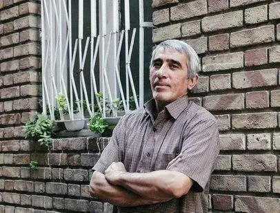 کوروش اسدی خودکشی کرده است؟