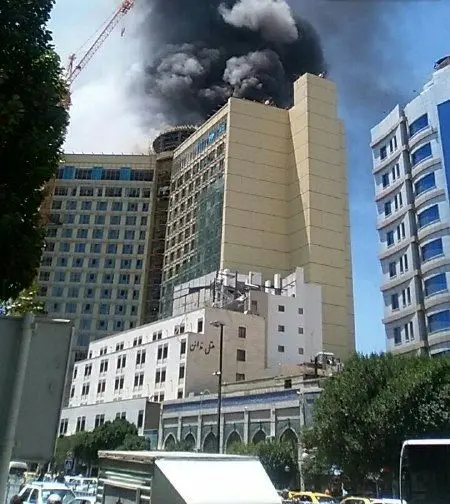 آتش‌سوزی در هتل 20 طبقه در مشهد