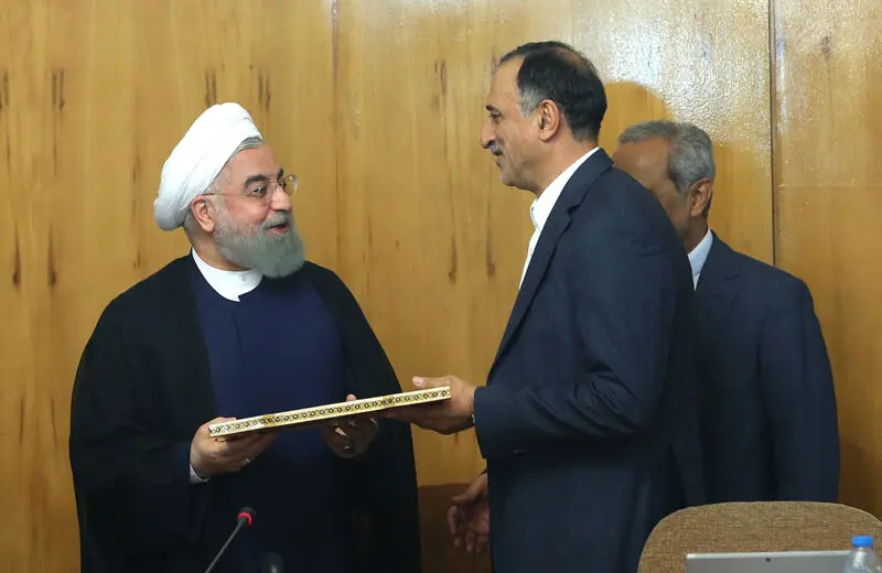 (تصاویر) متن و حواشی آخرین جلسه دولت یازدهم