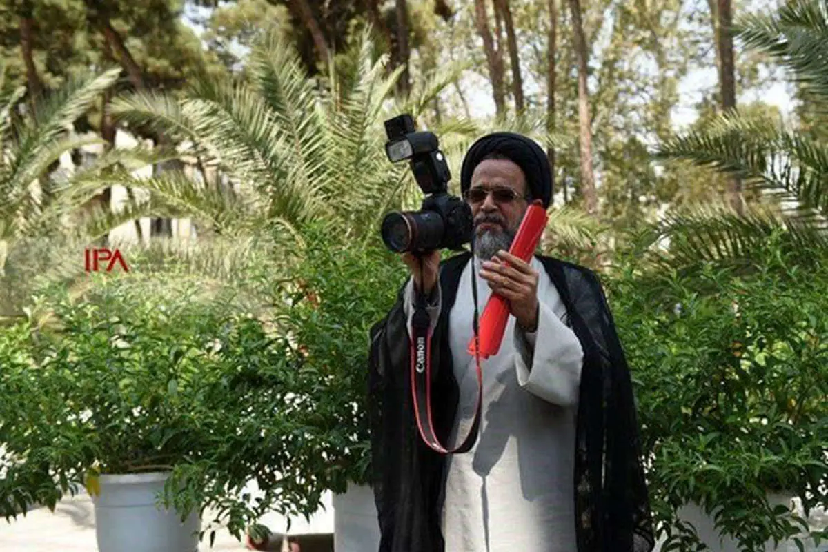 وزیر اطلاعات عکاس شد!