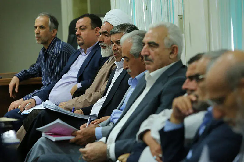 (تصاویر) حواشی دادگاه متهمان نفتی