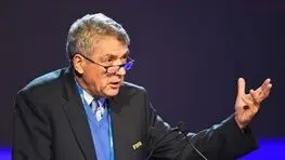 چهره معروف فوتبال از زندان آزاد شد