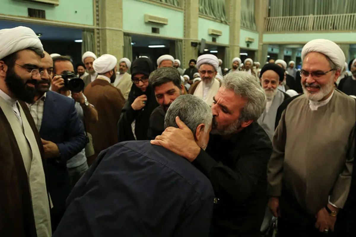 (تصاویر) سردار سلیمانی در اجلاس روز مسجد