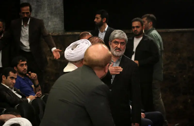 (تصاویر) تقدیر هنرمندان و اهالی فرهنگ از قالیباف