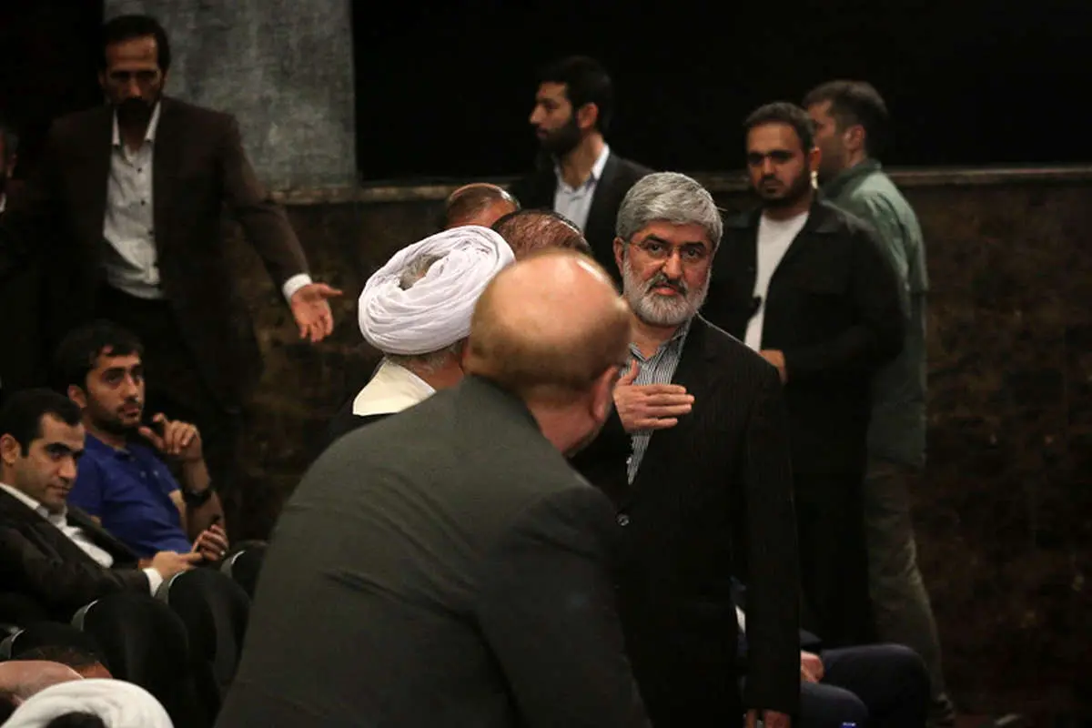 (تصاویر) تقدیر هنرمندان و اهالی فرهنگ از قالیباف