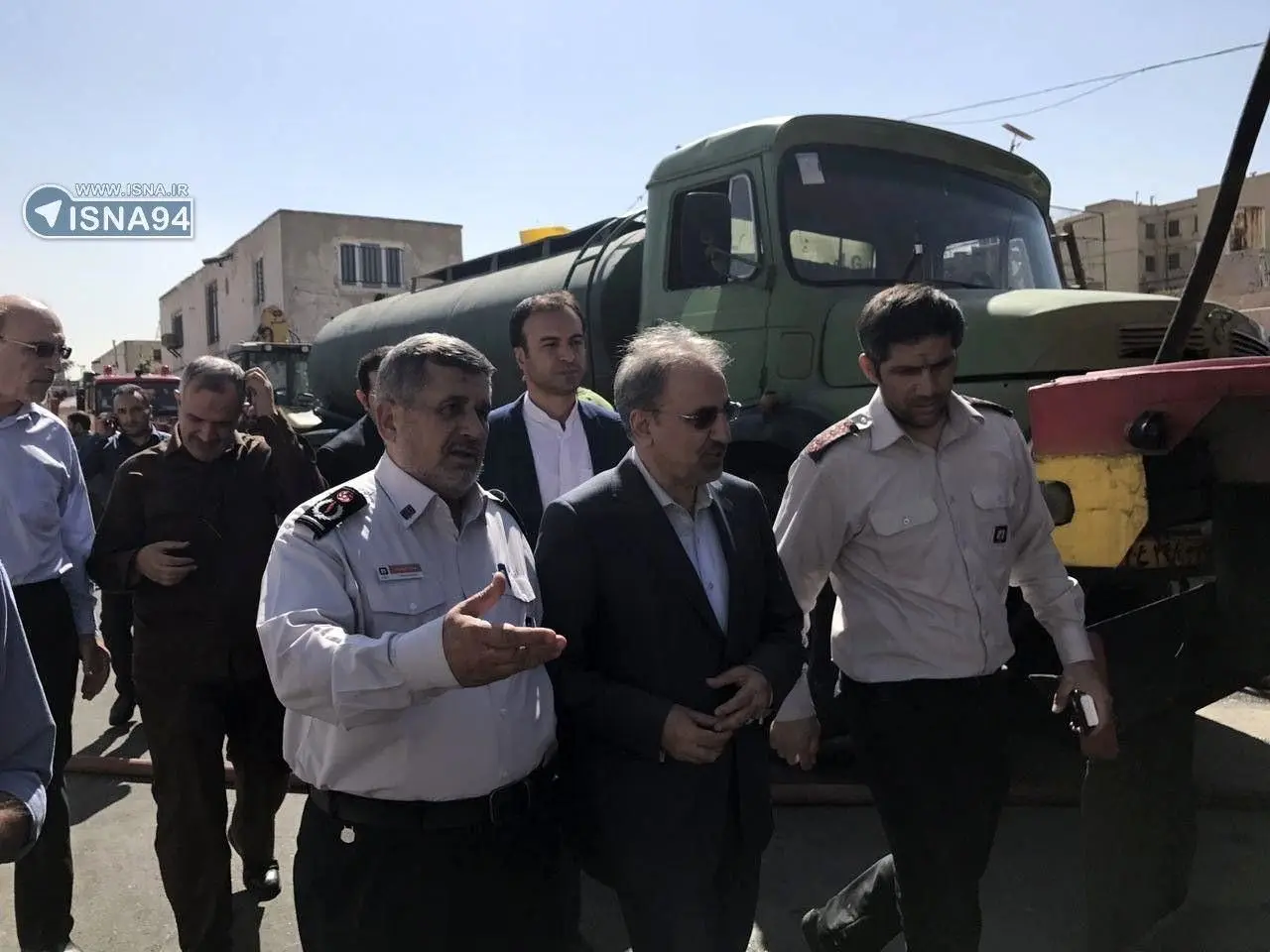 نجفی در محل حادثه حریق خیابان فداییان