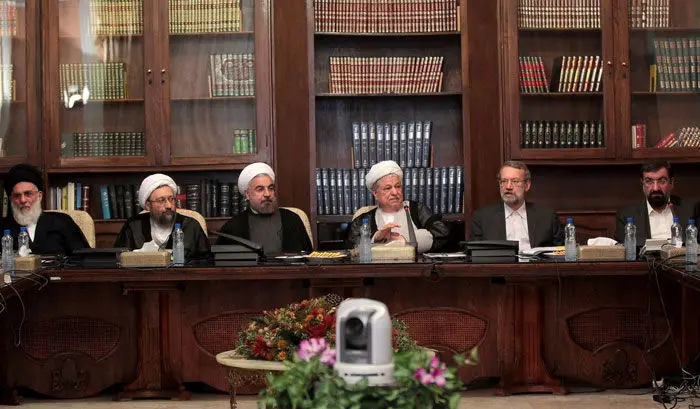 مجمع تشخیص به کدام سو می‌رود؟
