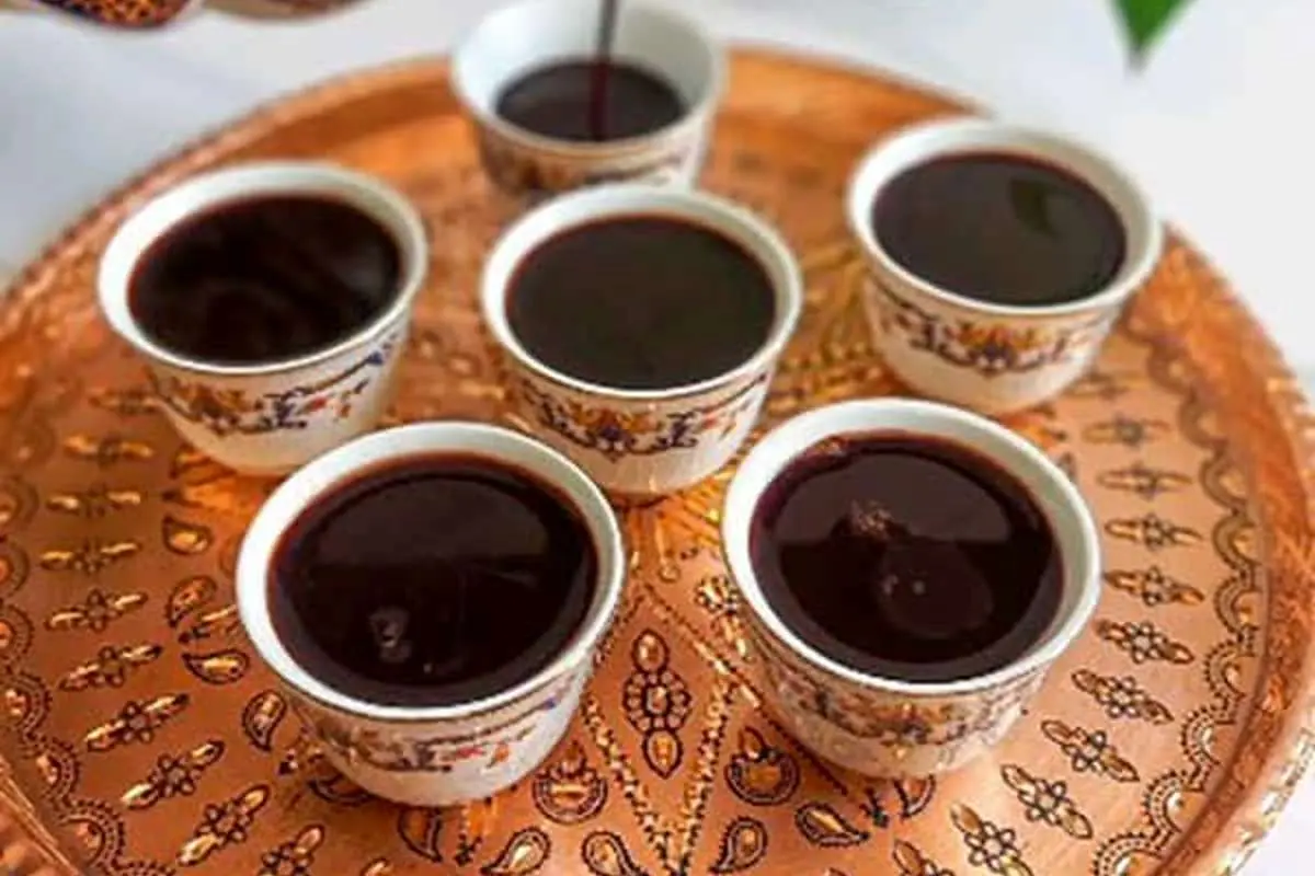 طرز تهیه قهوه کرمانی؛ نوشیدنی سنتی شهر کرمان 

