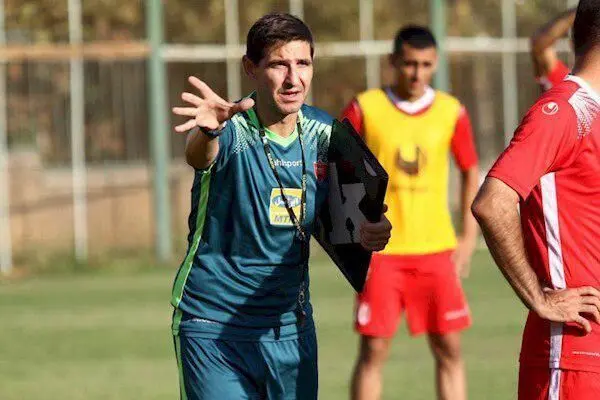 یک پرسپولیسی، دستیار سهراب در استقلال!