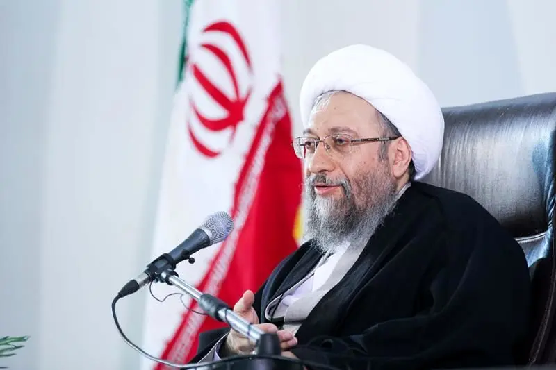 آملی‌لاریجانی: دانش را نه با موشک می‌توان نابود کرد، نه با تحریم