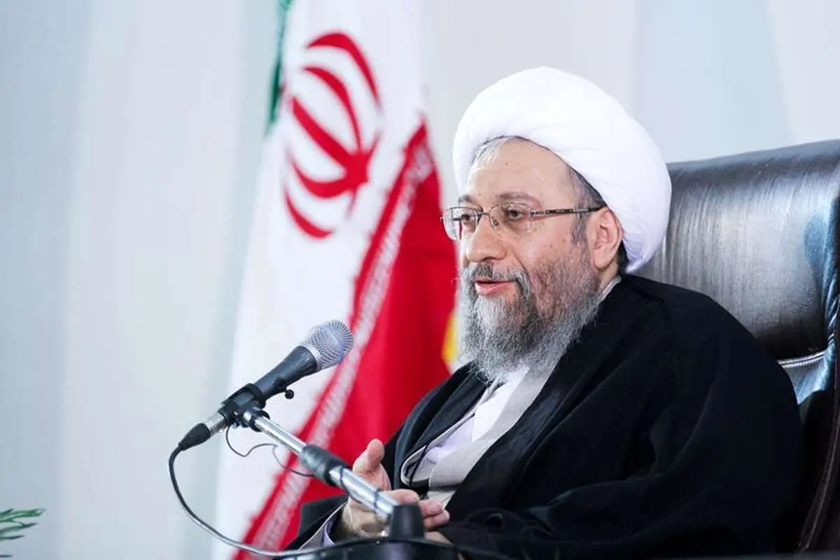 آملی‌لاریجانی: دانش را نه با موشک می‌توان نابود کرد، نه با تحریم