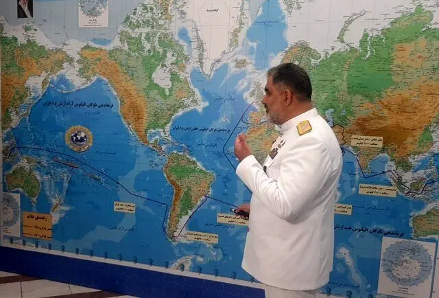 دریادار ایرانی: دشمن بداند با ضربات مهلک، تنبیهش می‌کنیم