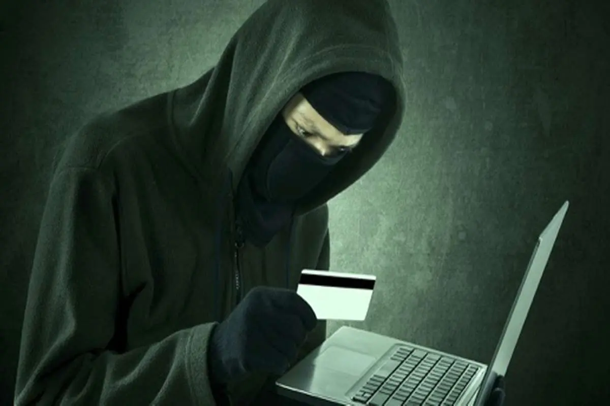 سرقت دانشجویان اخراجی از حسابهای بانکی