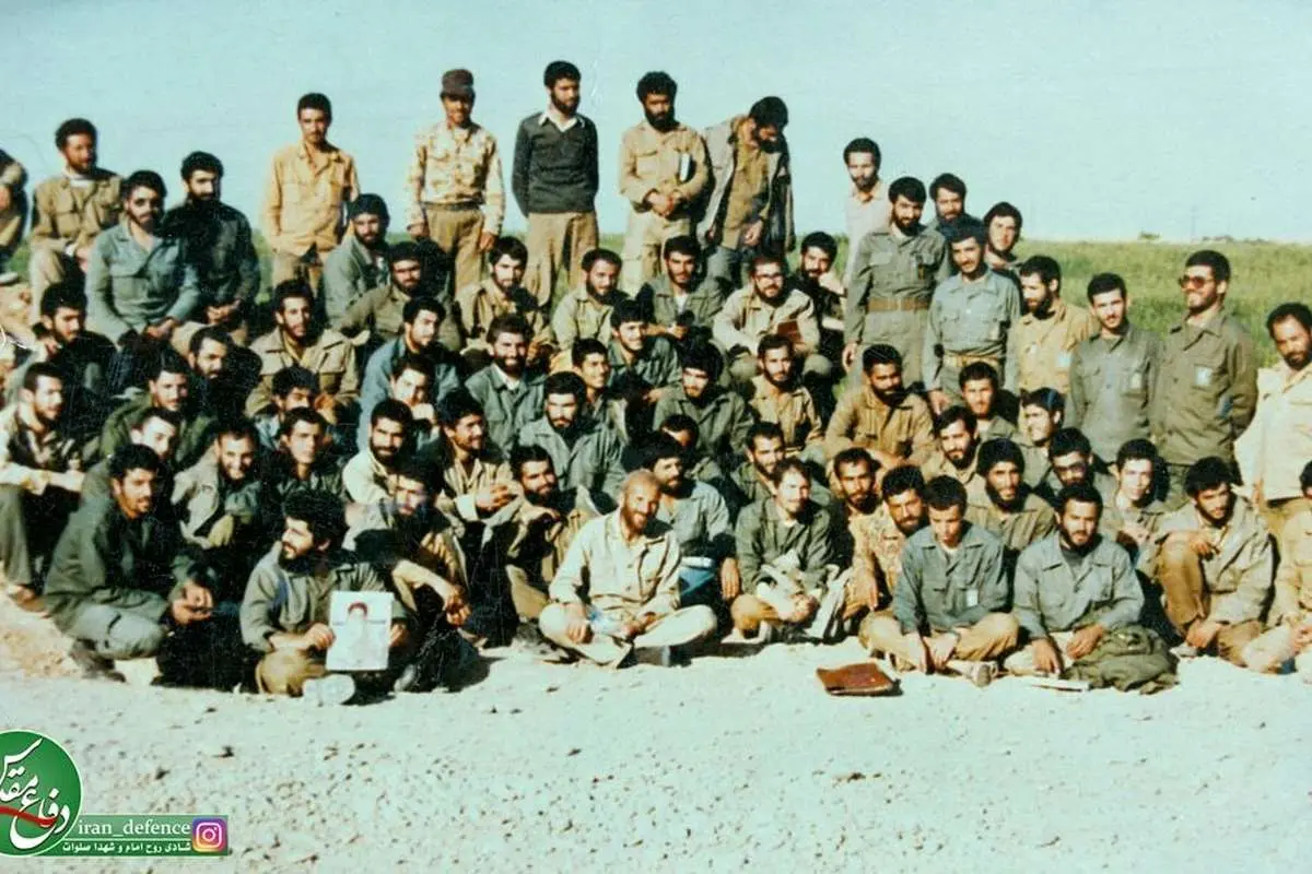عکس دستهجمعی فرماندهان سپاه
