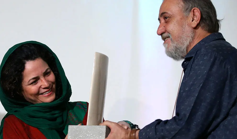 امروز به روایت تصویر// هنر برای صلح، نگار در اکران نگار، جشن منتقدان، فوتبال و...