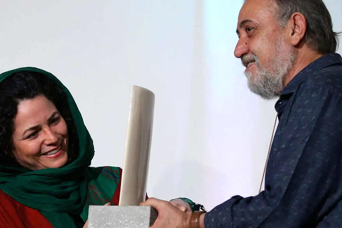 امروز به روایت تصویر// هنر برای صلح، نگار در اکران نگار، جشن منتقدان، فوتبال و...