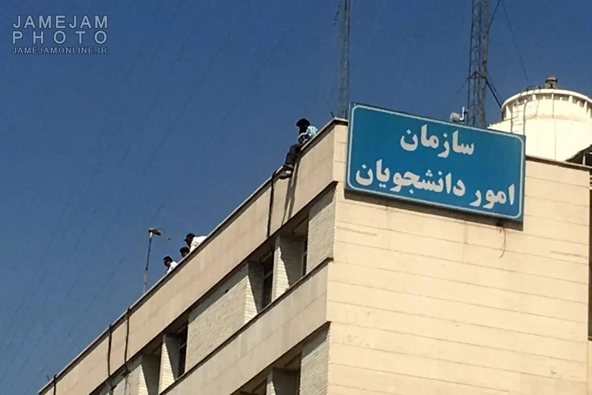 (تصاویر) خودکشی نافرجام در میدان فردوسی