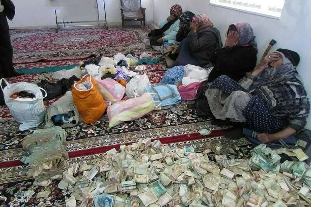 اموال و دارایی چند متکدی در خانهشان!