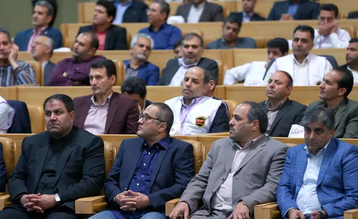 (تصاویر) تقدیر اسحاق جهانگیری از رامبد جوان