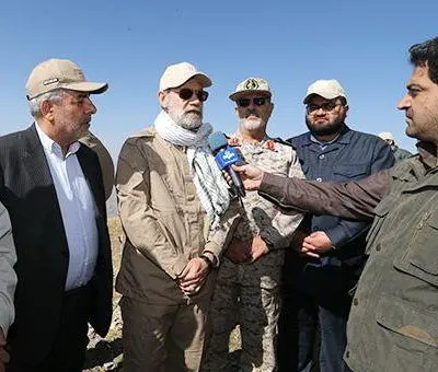 (تصاویر) علی لاریجانی با لباس نظامی در صفر مرزی