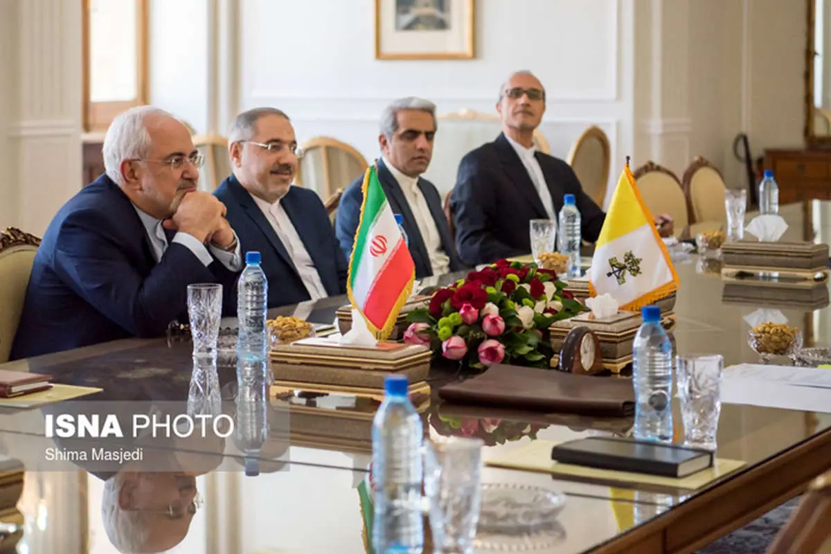 (تصاویر) دیدار وزیرخارجه واتیکان با ظریف