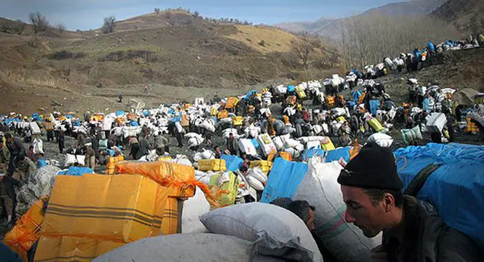 ابعاد مرگ دو کولبر در بانه