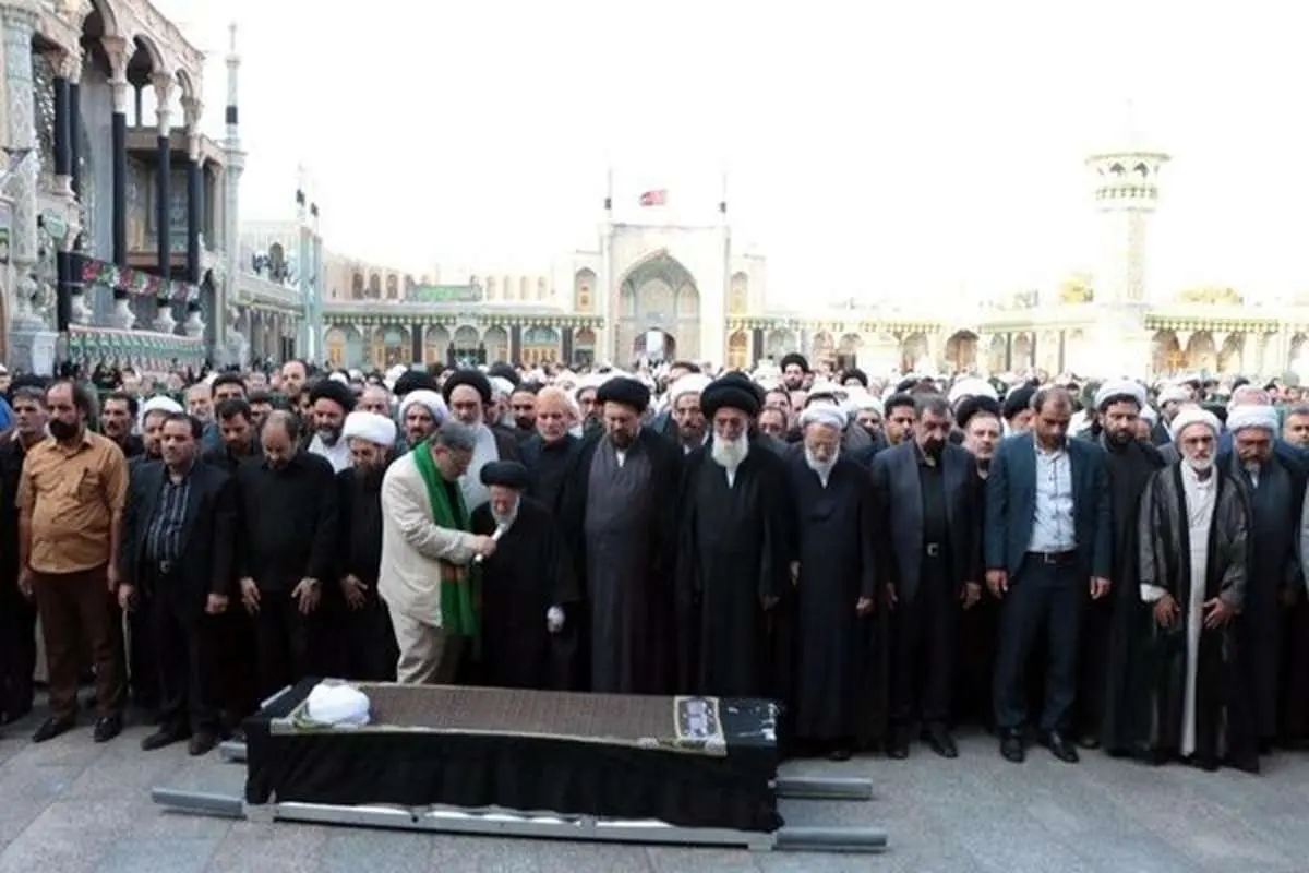 پیکر آیتالله راستی کاشانی بهخاک سپردهشد