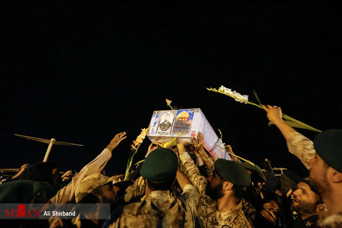 پیکر شهید حججی وارد تهران شد
