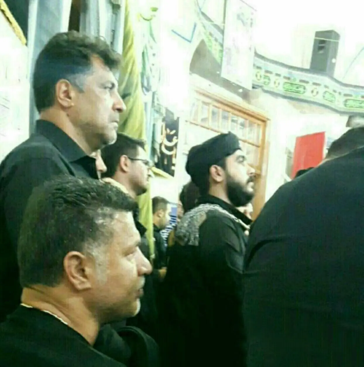 (تصویر) علی دایی در مراسم عزاداری تاسوعا