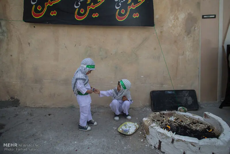 (تصاویر) خاکی ترین عزای حسین (ع)