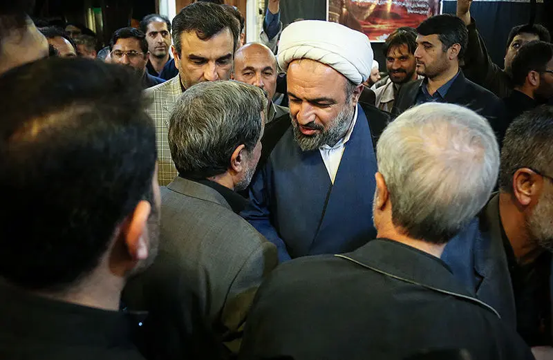 (تصاویر) مراسم ختم داود احمدی‌نژاد