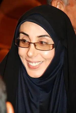 واکنش نماینده زن به انتشار تصاویر منتسب به او