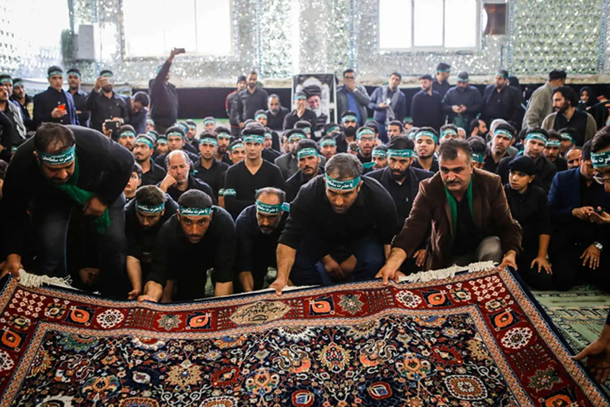 (تصاویر) تنها آیین مذهبی اسلامی به تقویم شمسی