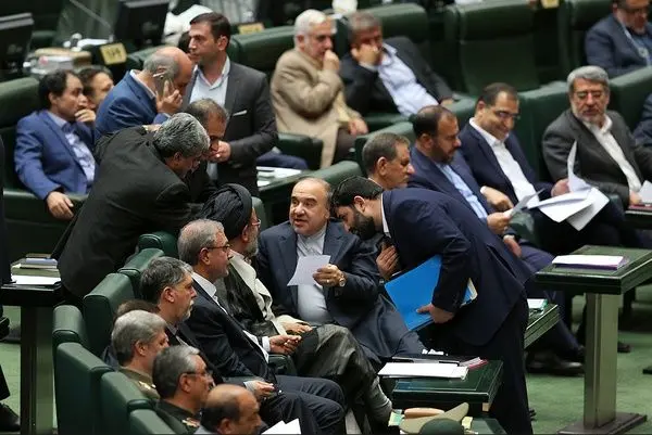 خط و نشان مجلس برای دولت
