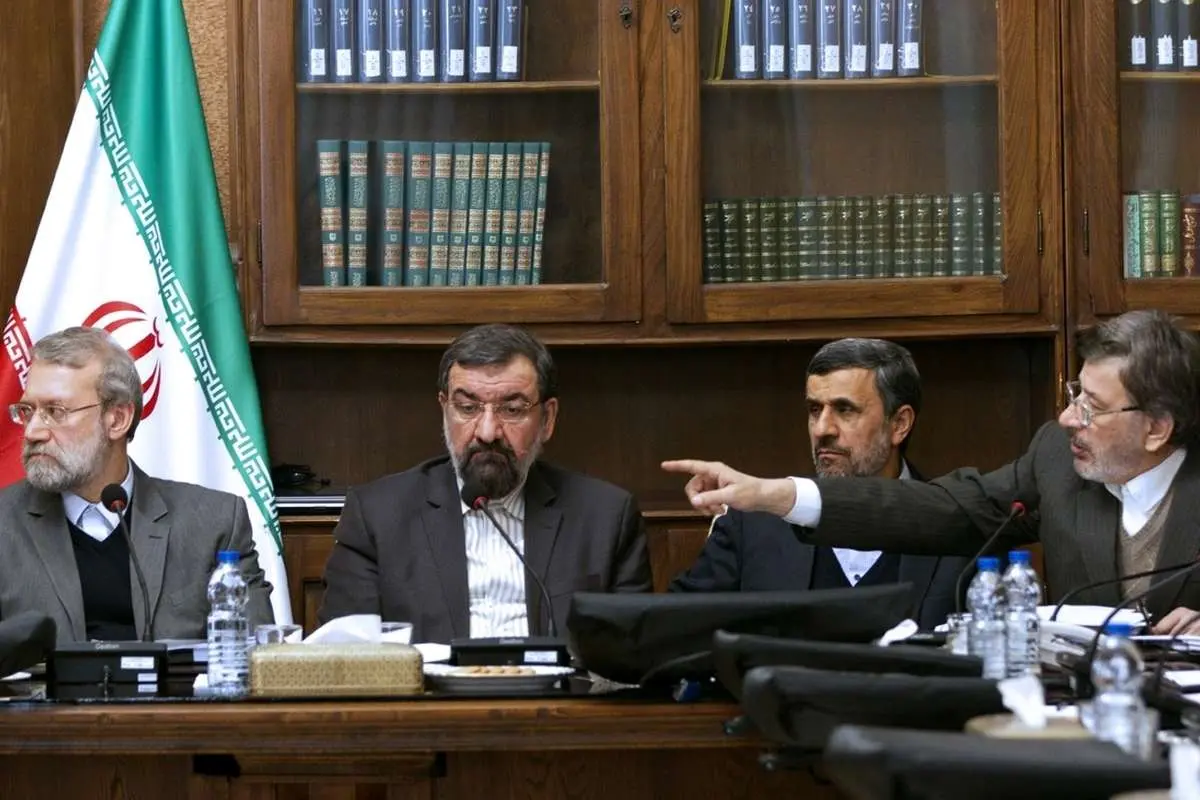 بررسی احتمال اخراج احمدی نژاد از مجمع تشخیص مصلحت