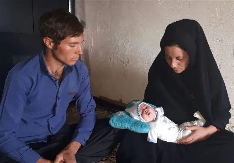 جتجال تولد نوزاد بی‌دست