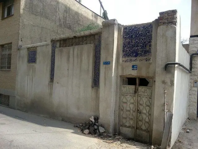 نمازِ صبح را بر این مسجد حرام کردند!