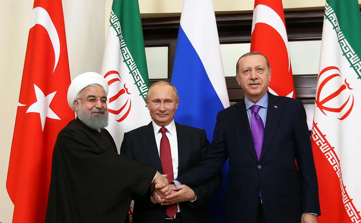 (تصاویر) نشست روحانی، پوتین و اردوغان در روسیه