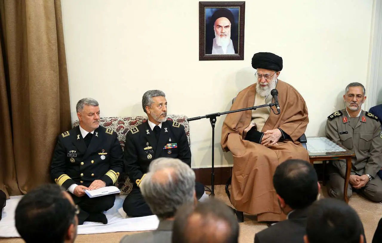 (تصاویر) دیدار فرماندهان نیروی دریایی ارتش با رهبر انقلاب