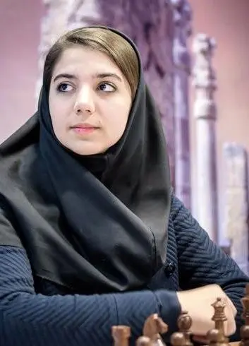 سقوط دختر ملی‌پوش؛ تفریح با همسر یا رقابت جهانی؟