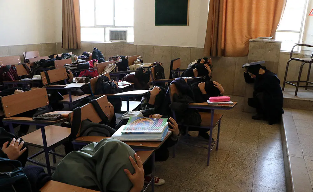 (تصاویر) نوزدهمین مانور سراسری زلزله در مدارس