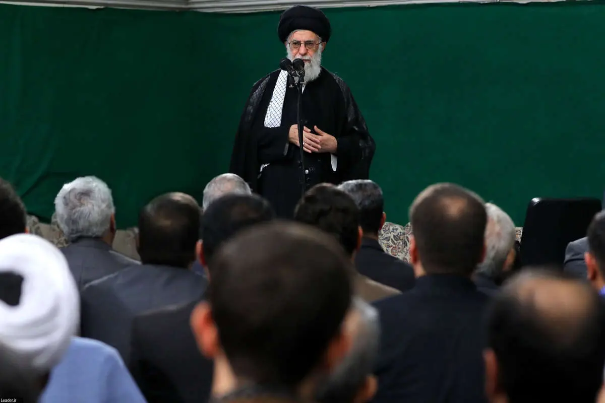 (تصاویر) عزاداری اربعین حسینی با حضور رهبر انقلاب