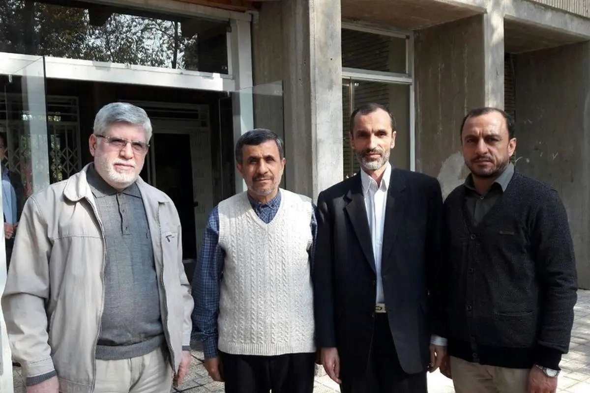 واکنش به "بستنشینی" بقایی