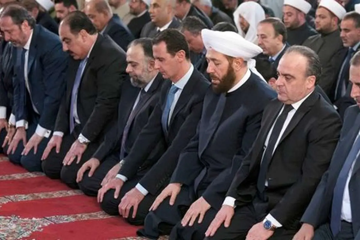 (تصاویر) حضور بشار اسد در مراسم جشن میلاد رسول اکرم (ص)